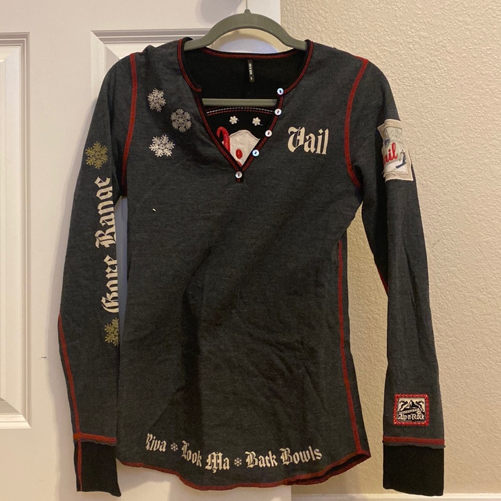 vintage embroidered Vail long sleeve sweater